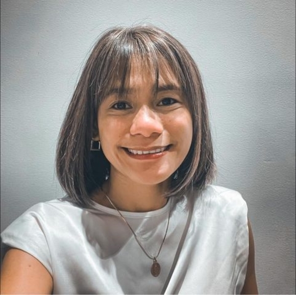 Meet your Posher, Caroline - Picture 1 of 1